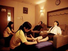 足浴技師學?？焖侔鄬W院